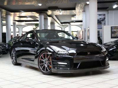 GT-R Nera (30) GT-R Nera (30)