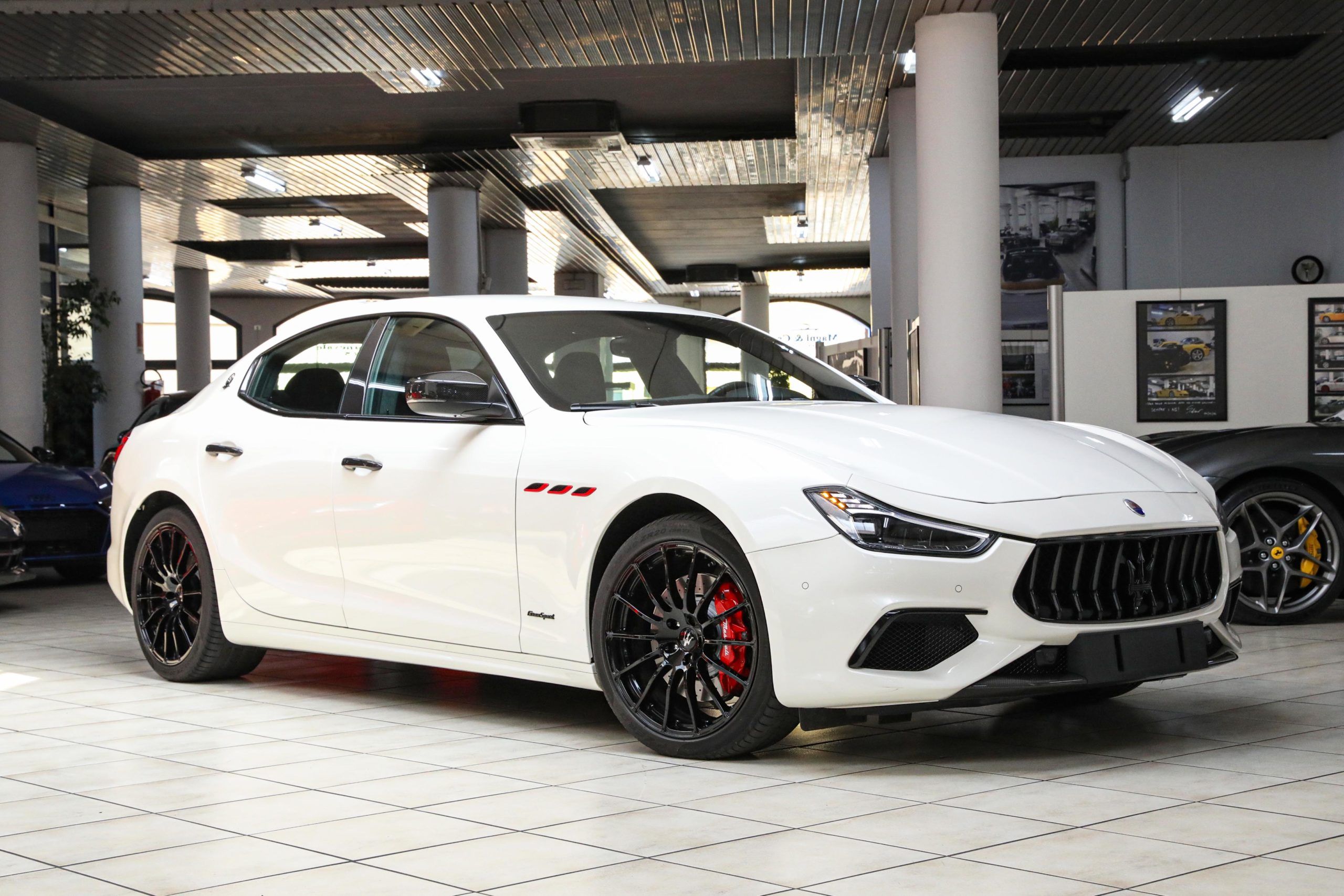Maserati Ghibli S Q4 Gransport Magni & Carnevale Motors