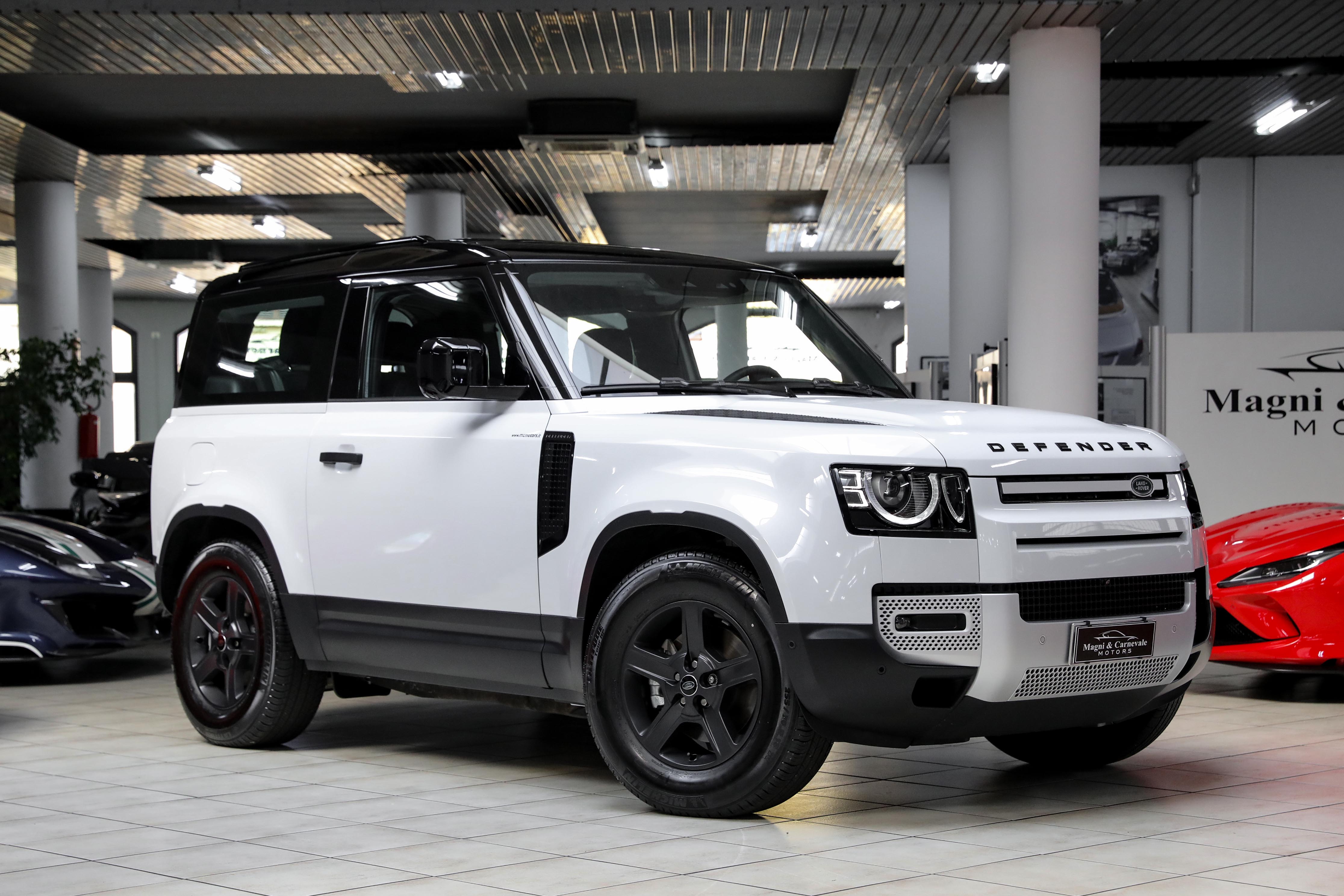 Land Rover Defender 90 D200 MHEV - Magni & Carnevale Motors